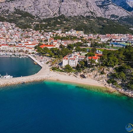 Seafront Residence Макарска Екстериор снимка