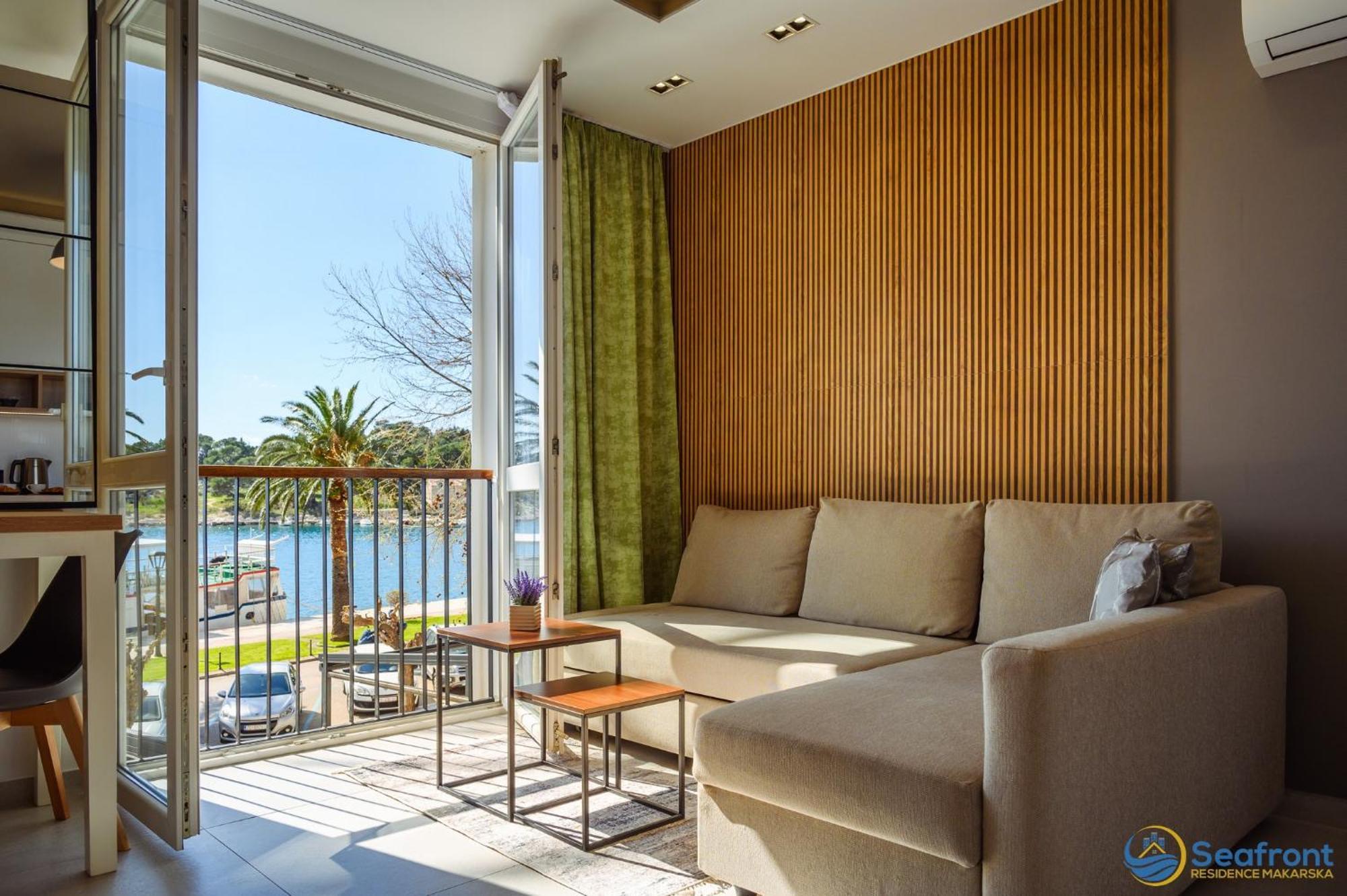 Seafront Residence Макарска Екстериор снимка